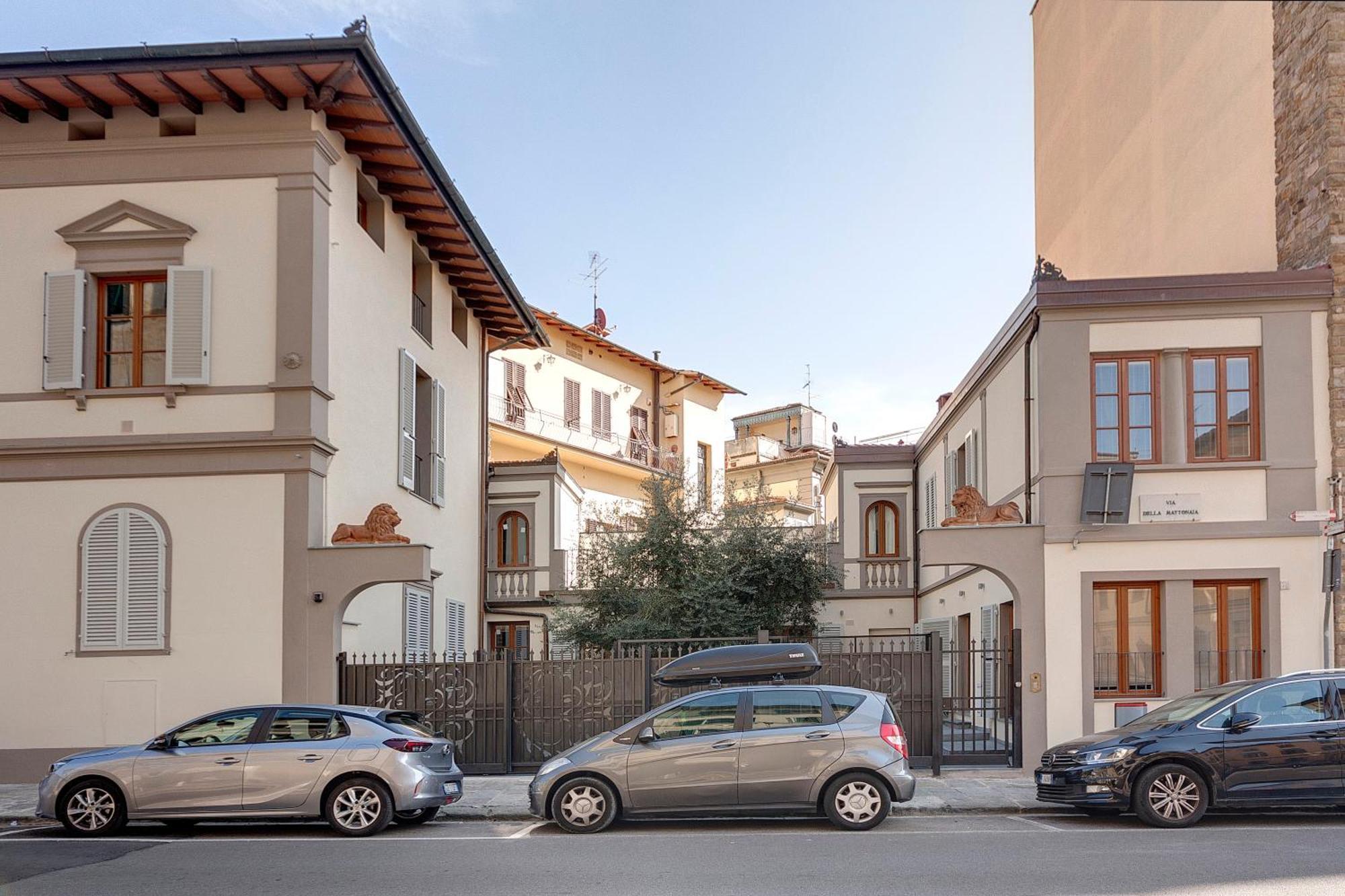 Bonnie - Clyde - Marvin Apartments By Mamo Firenze Bagian luar foto