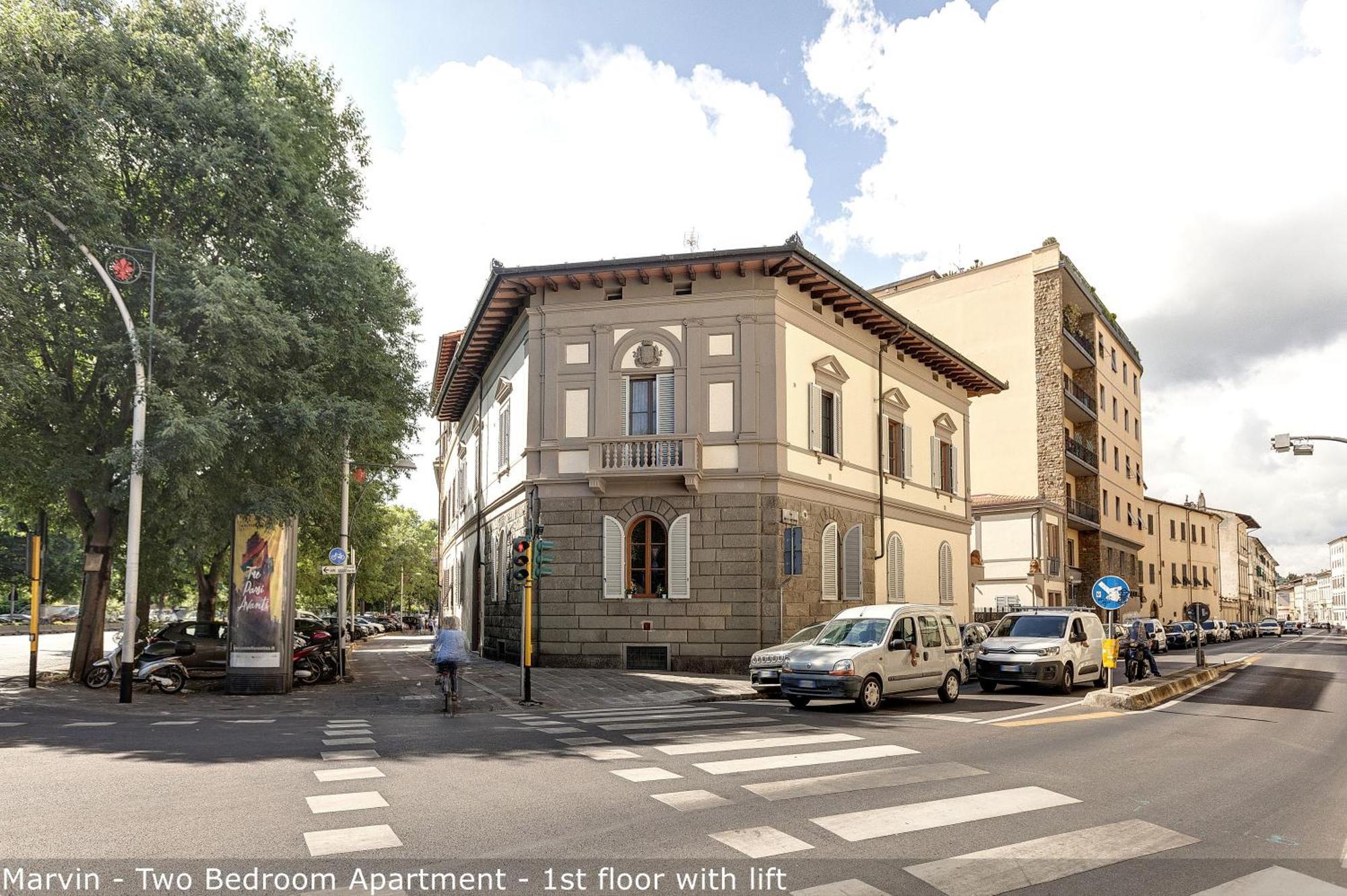 Bonnie - Clyde - Marvin Apartments By Mamo Firenze Bagian luar foto