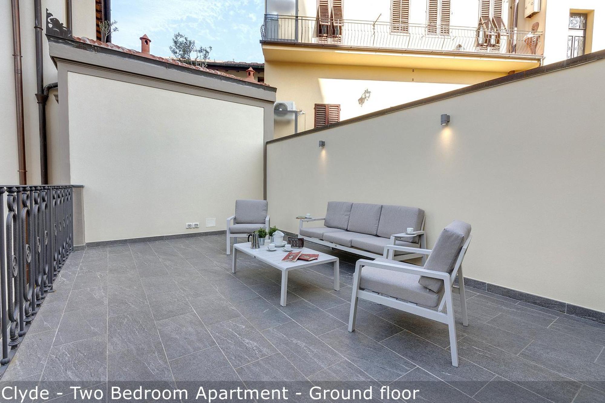 Bonnie - Clyde - Marvin Apartments By Mamo Firenze Bagian luar foto